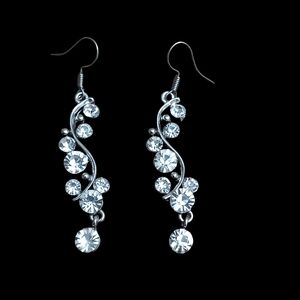 🌟3/$15 Silver Rhinestone Chandelier Earrings